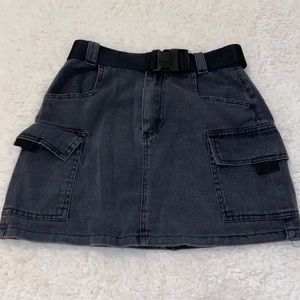 black denim skirt (with belt)